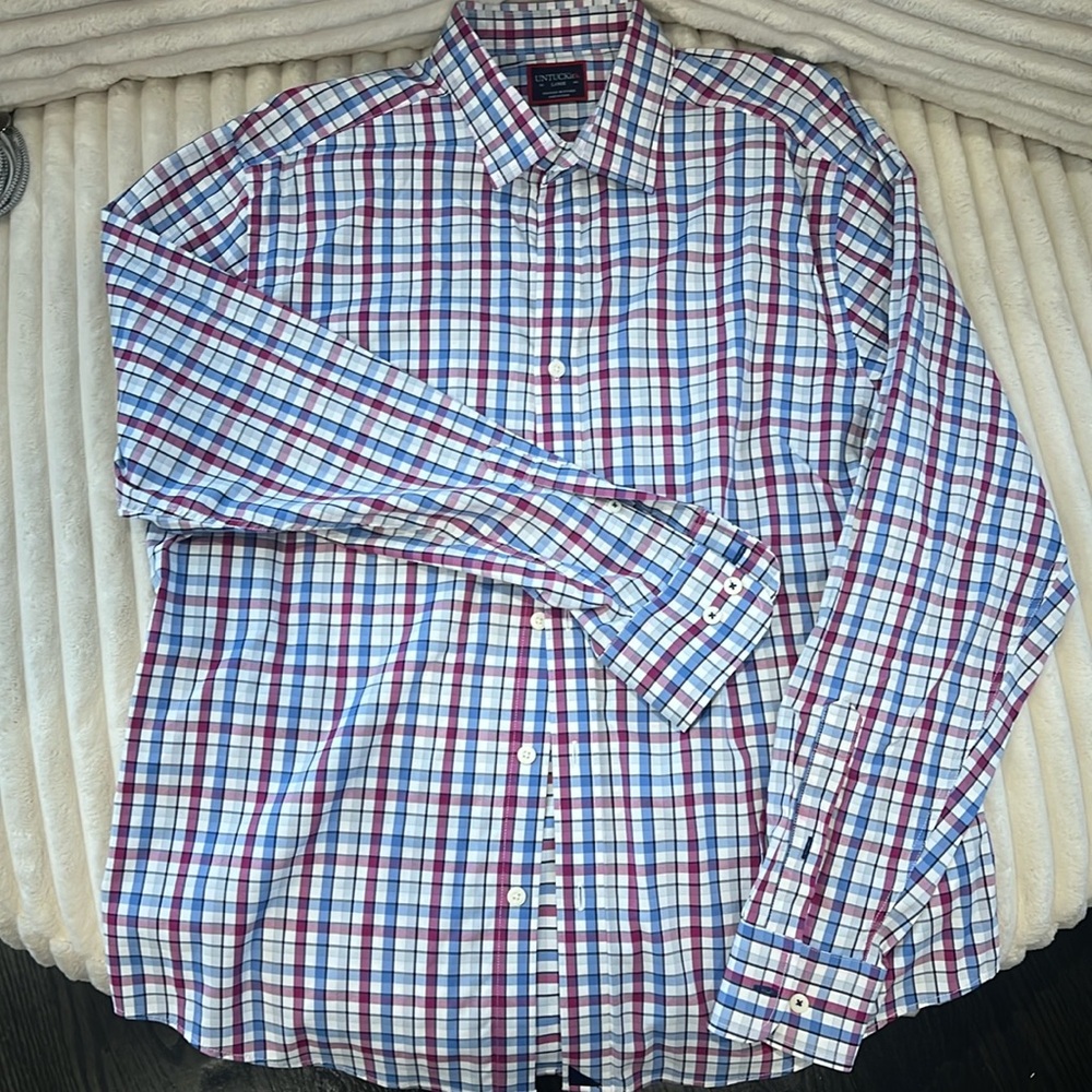 Untuckit large dress shirt